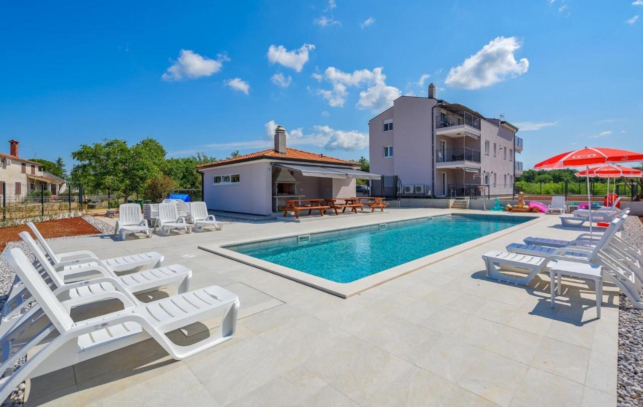 Apartmani Lucija Poreč Exteriér fotografie