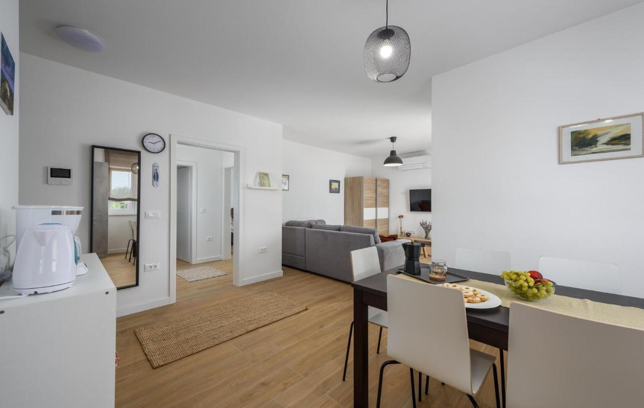 Apartmani Lucija Poreč Exteriér fotografie